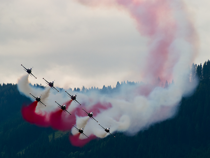 141_AirPower_Turkish Stars na Northrop F-5.jpg